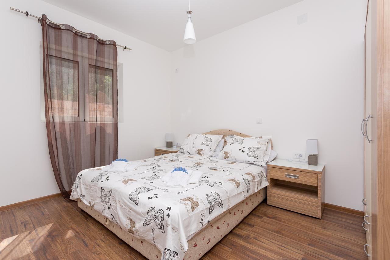 Natasa Apartman Sveti Stefan
